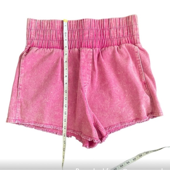 HOT Pink acid wash💘 shorts (L) - Picture 6 of 8